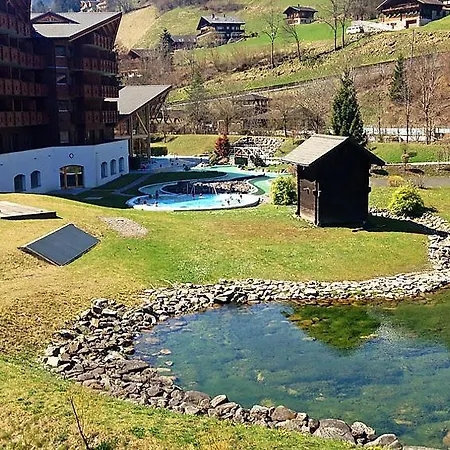 Sleeps 6 Pool Wifi Appartement Val dʼIlliez